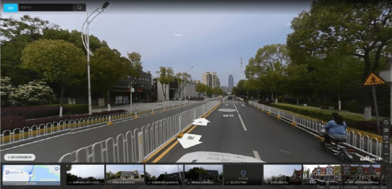 卫星在线地图内置了Google地图，还有HereMap、Bing、ArcGIS、高德地图和腾讯地图等多种地图服务，支持在线查看地形和建筑等