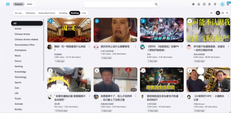 BewlyCat 基于 BewlyBewly 开发的浏览器扩展，通过对B站进行个性化功能定制优化用户体验：新增视频卡片后台打开、播放器智能定位弹幕框、用户面板大会员入口、首页推荐导航、合集自动关闭及智能推荐过滤功能；同步移除内置字体减小体积，并支持自定义播放器快捷键，同时提供实验性配置同步服务